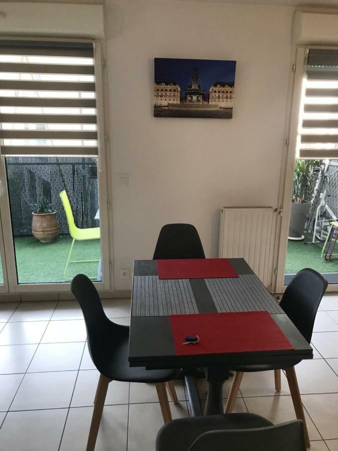 Appartement Bordeaux Lac Luaran gambar